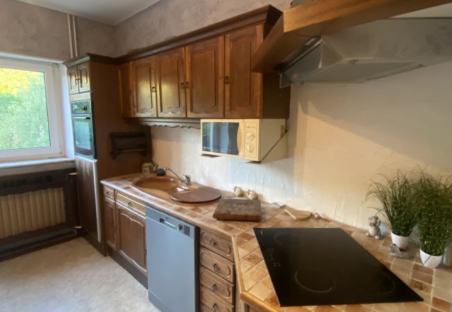 House in Hombourg-Haut - Maison Hombourg-Haut 5 chambres 1 lit double 8 lits simples  House in Hombourg-Haut - Maison Hombourg-Haut 5 chambres 1 lit double 8 lits simples