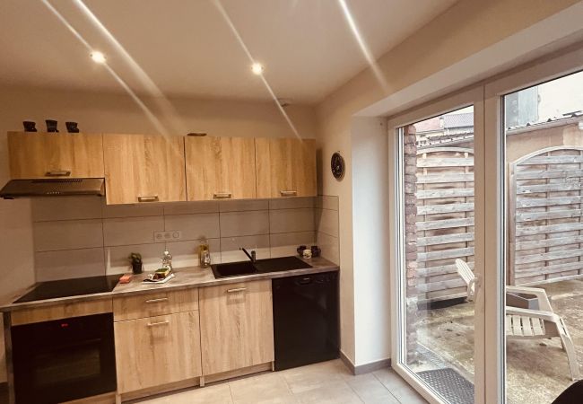 Apartment in Longeville-lès-Saint-Avold - Appartement Longeville-Lès-Saint-Avold 1 chambre 3 lits simples Apartment in Longeville-lès-Saint-Avold - Appartement Longeville-Lès-Saint-Avold 1 chambre 3 lits simples