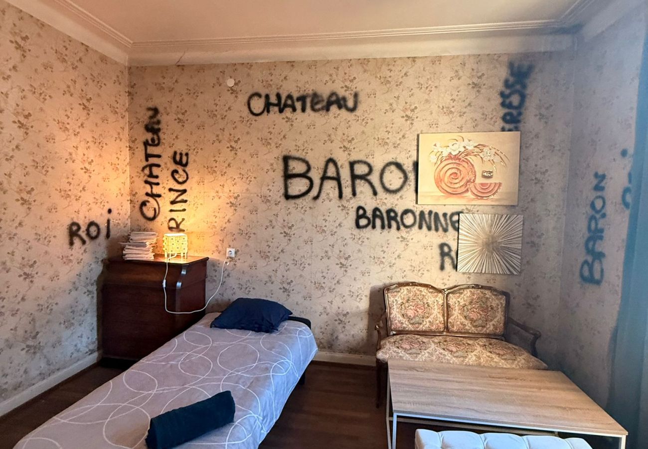 House in Saint-Avold - Comme chez le Baron