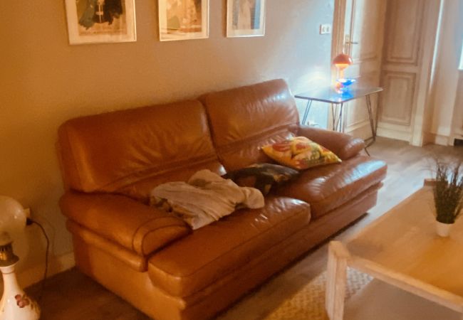 Maison à Hombourg-Haut - Maison Hombourg-Haut 5 chambres 1 lit double 8 lits simples  Maison à Hombourg-Haut - Maison Hombourg-Haut 5 chambres 1 lit double 8 lits simples