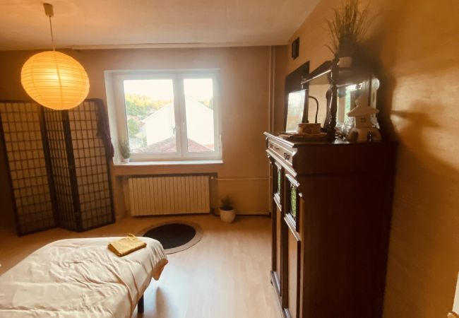 Maison à Hombourg-Haut - Maison Hombourg-Haut 5 chambres 1 lit double 8 lits simples  Maison à Hombourg-Haut - Maison Hombourg-Haut 5 chambres 1 lit double 8 lits simples