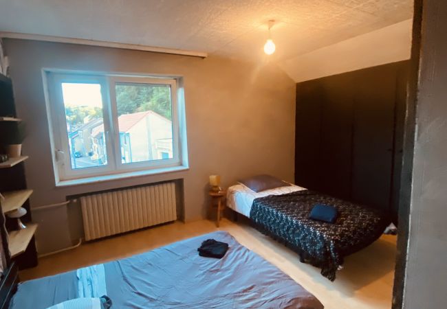 Maison à Hombourg-Haut - Maison Hombourg-Haut 5 chambres 1 lit double 8 lits simples  Maison à Hombourg-Haut - Maison Hombourg-Haut 5 chambres 1 lit double 8 lits simples