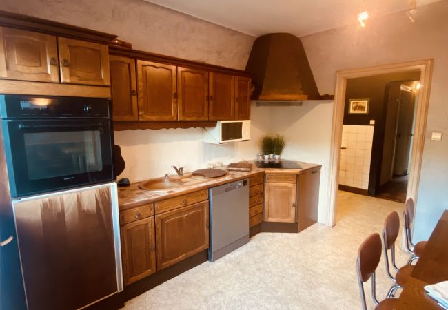 Maison à Hombourg-Haut - Maison Hombourg-Haut 5 chambres 1 lit double 8 lits simples  Maison à Hombourg-Haut - Maison Hombourg-Haut 5 chambres 1 lit double 8 lits simples