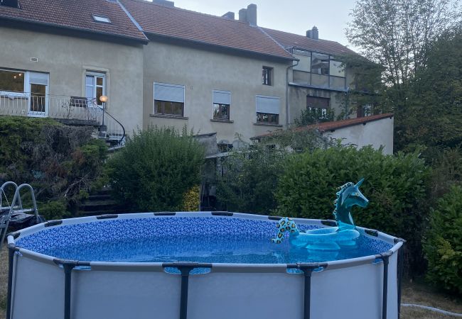 Maison à Hombourg-Haut - Maison Hombourg-Haut 5 chambres 1 lit double 8 lits simples  Maison à Hombourg-Haut - Maison Hombourg-Haut 5 chambres 1 lit double 8 lits simples