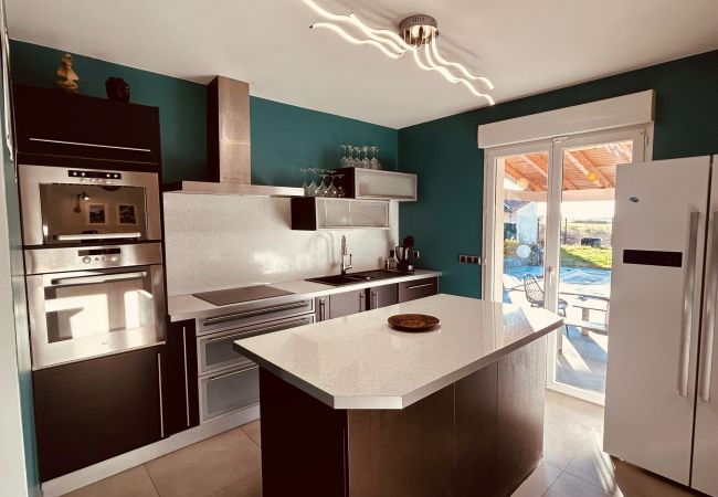 Maison à Louvigny - Maison Louvigny 3 chambres 1 lit double 7 lits simples Maison à Louvigny - Maison Louvigny 3 chambres 1 lit double 7 lits simples