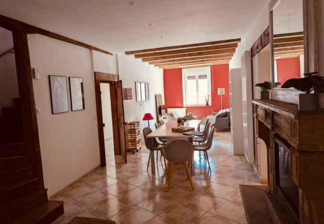 Maison à Haute-Vigneulles - Maison Haute Vigneulles 3 chambres 1 lit double et 5 lits simples Maison à Haute-Vigneulles - Maison Haute Vigneulles 3 chambres 1 lit double et 5 lits simples