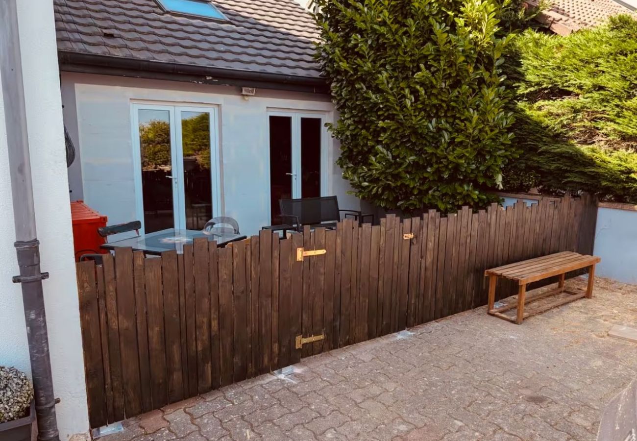 Maison mitoyenne à Laning - Comme au Garage